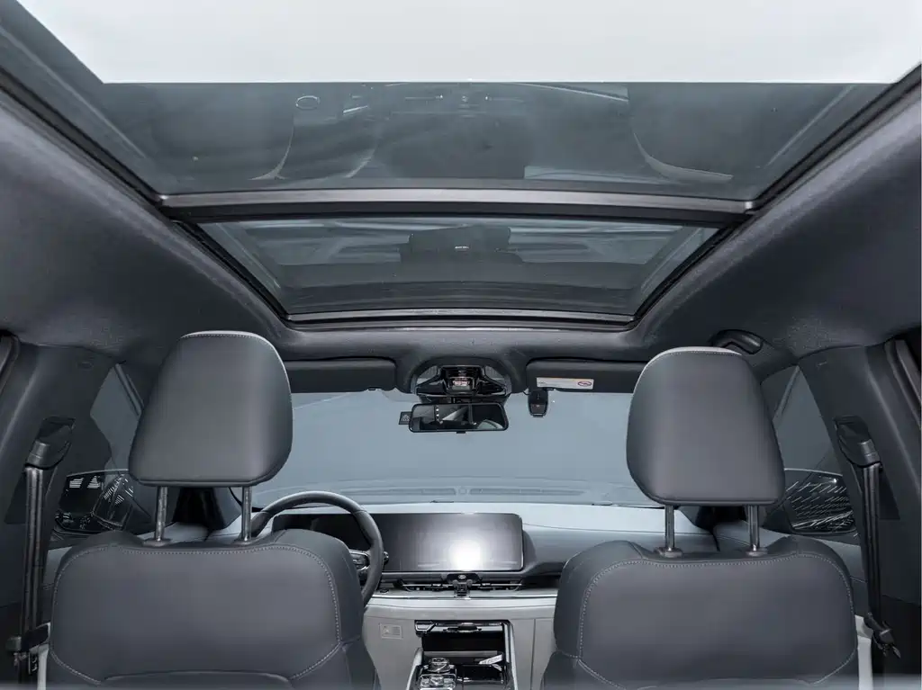 Ford Equator Sport — миниатюра 18