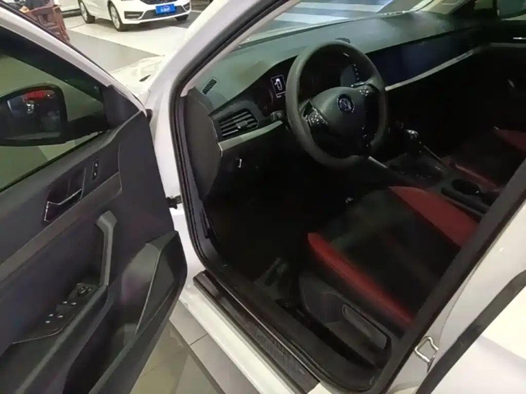 Volkswagen Lavida — миниатюра 16
