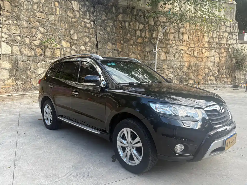 Hyundai Santa Fe Classic — миниатюра 2
