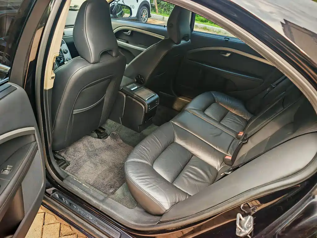 Volvo S80L — миниатюра 7