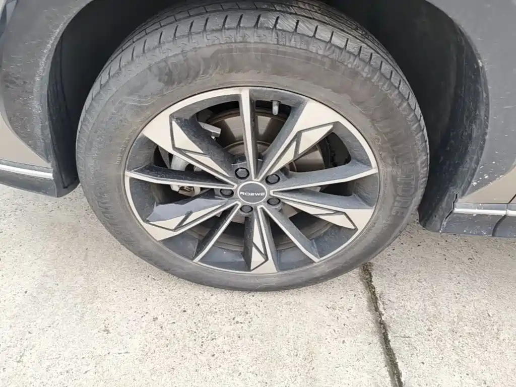 Roewe RX5 — миниатюра 23