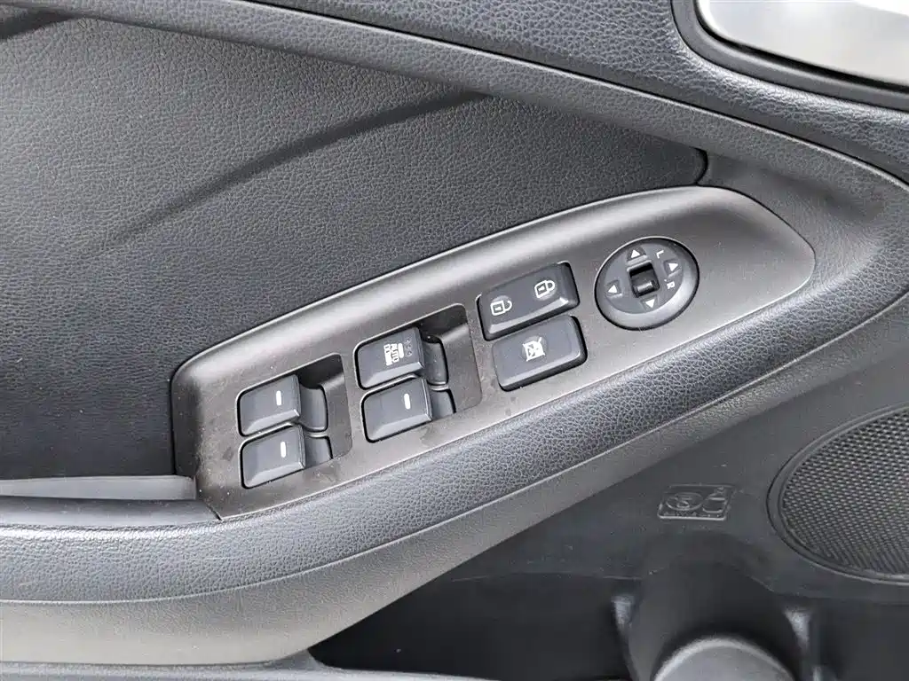 Kia K3S 2014 1.6L MT GL