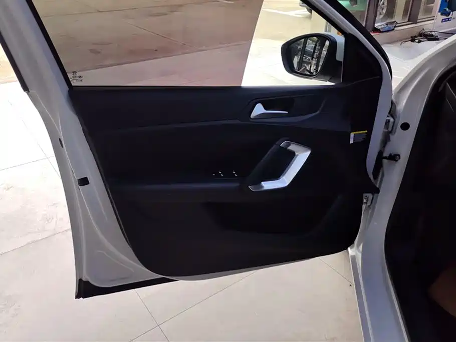 Peugeot 408 2020 360THP