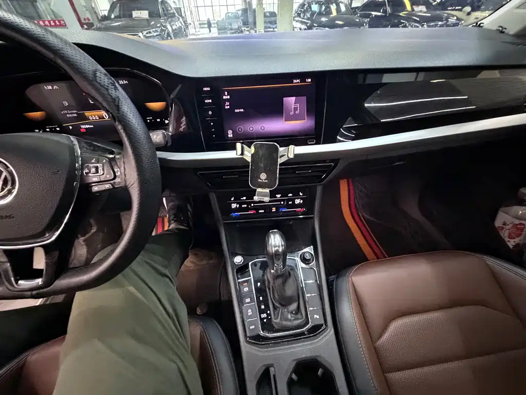 Volkswagen Lavida — миниатюра 12