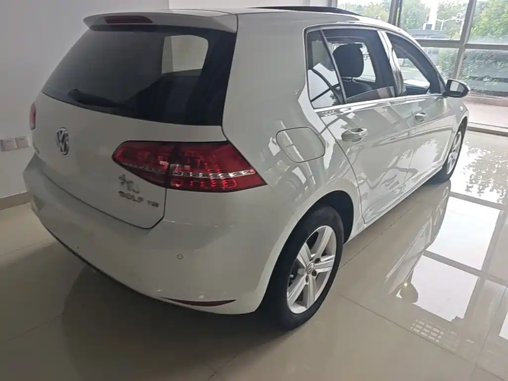 Volkswagen Golf — миниатюра 7