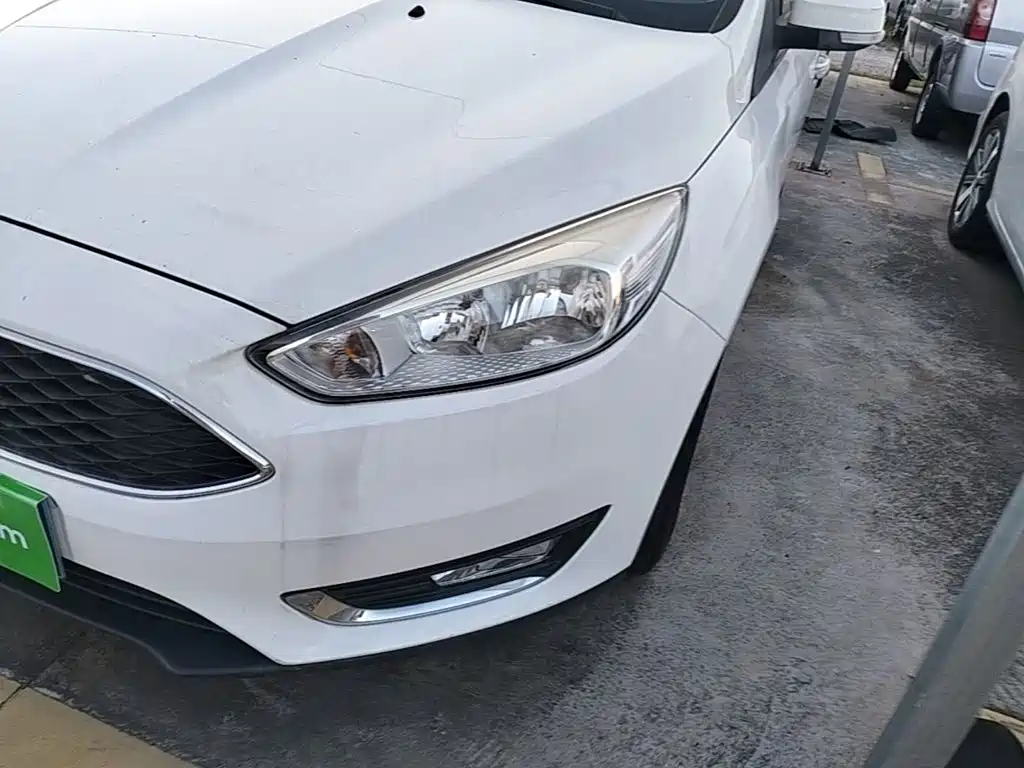Ford Focus — миниатюра 24