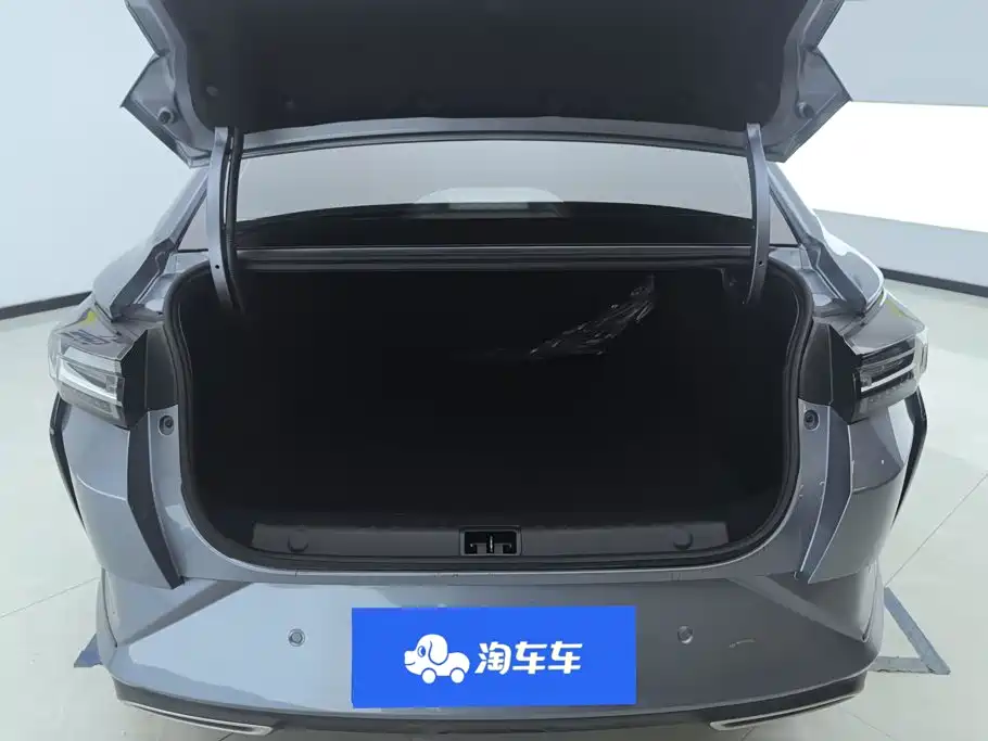 Aeolus Yixuan — миниатюра 4