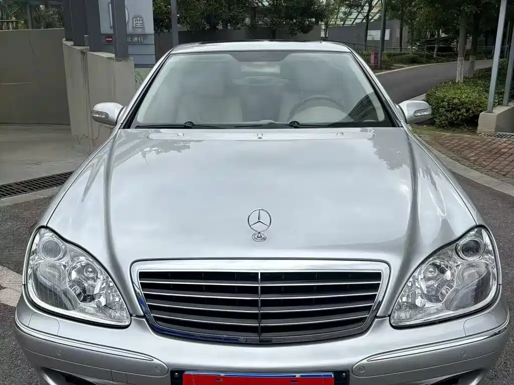 Mercedes-Benz S-Class 2004