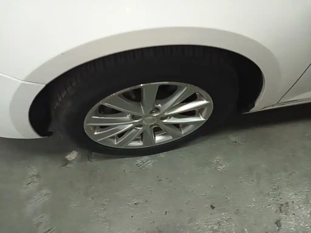 Buick Verano — миниатюра 23