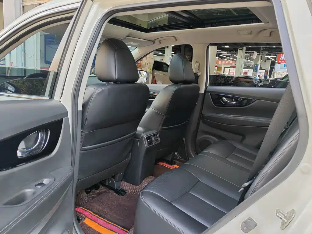 Nissan X-Trail — миниатюра 10