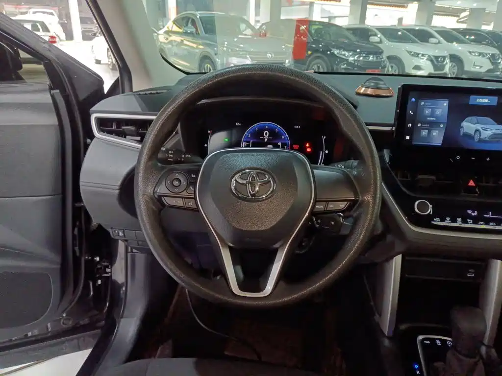Toyota Frontlander — миниатюра 7