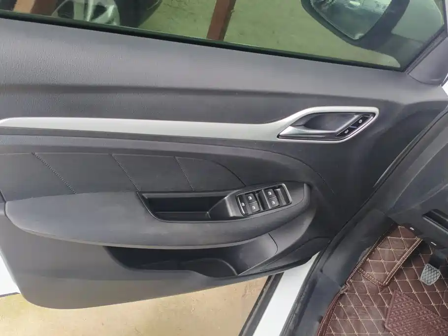 MG ZS — миниатюра 7