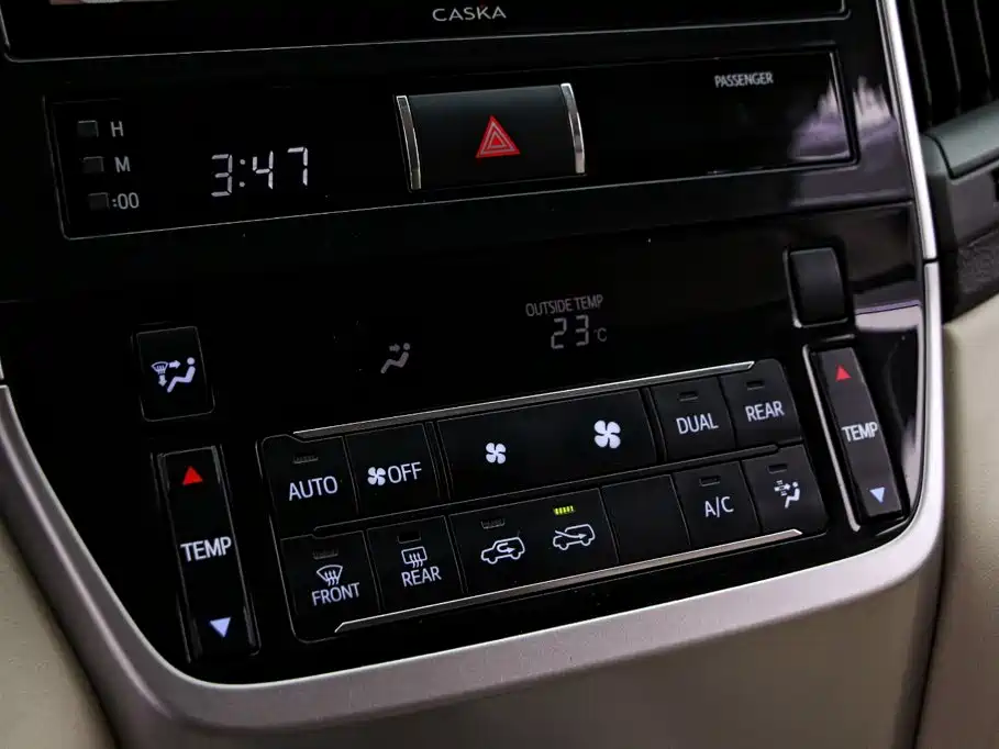 Toyota Land Cruiser — миниатюра 9