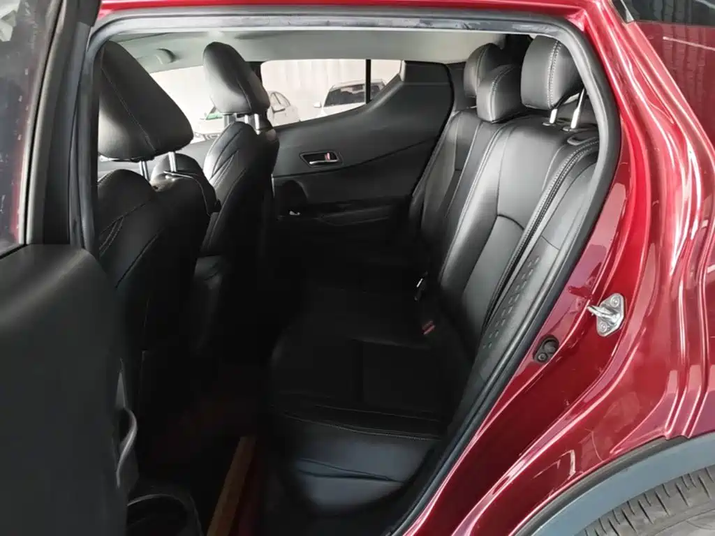 Toyota IZOA — миниатюра 13