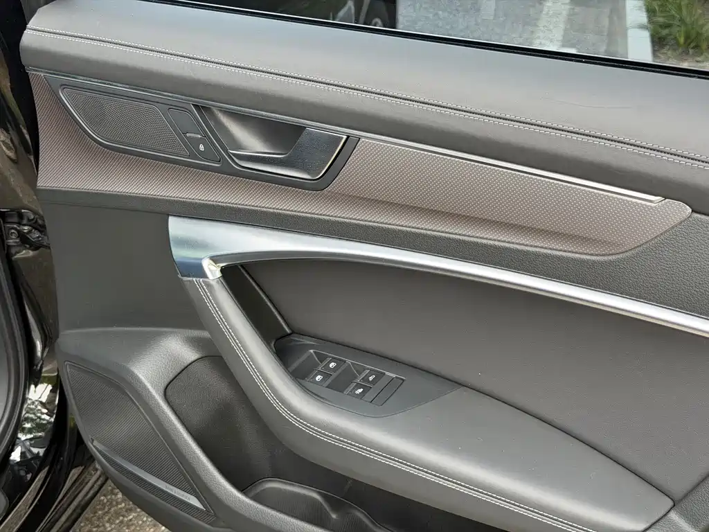 Audi A6L — миниатюра 27