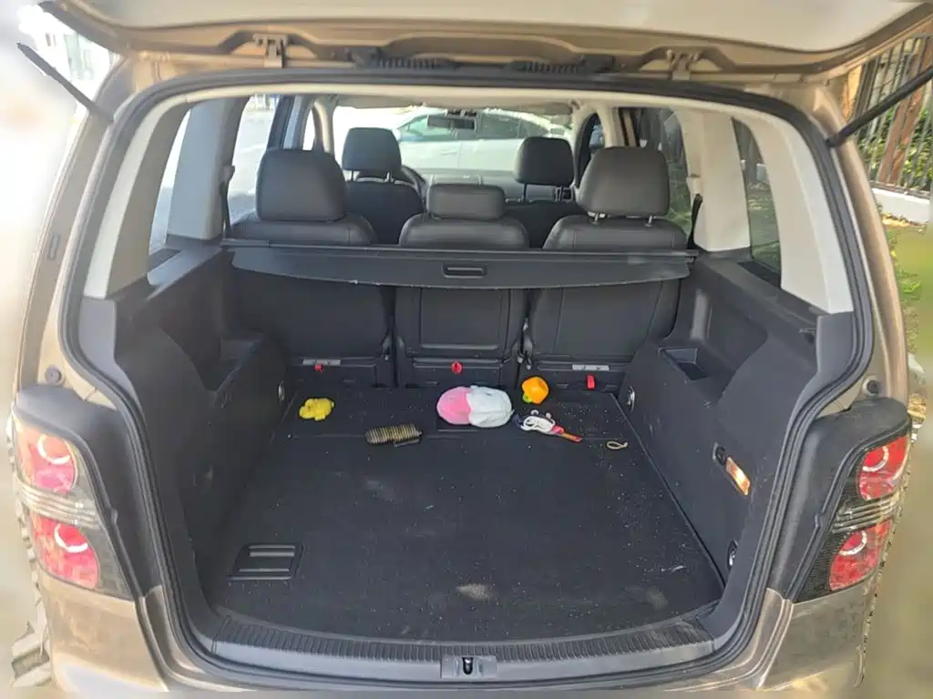 Volkswagen Touran — миниатюра 24
