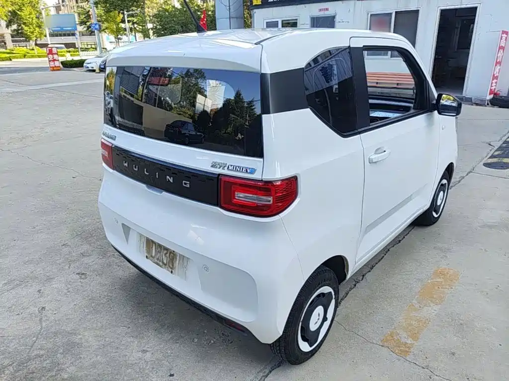 Wuling MINIEV — миниатюра 7