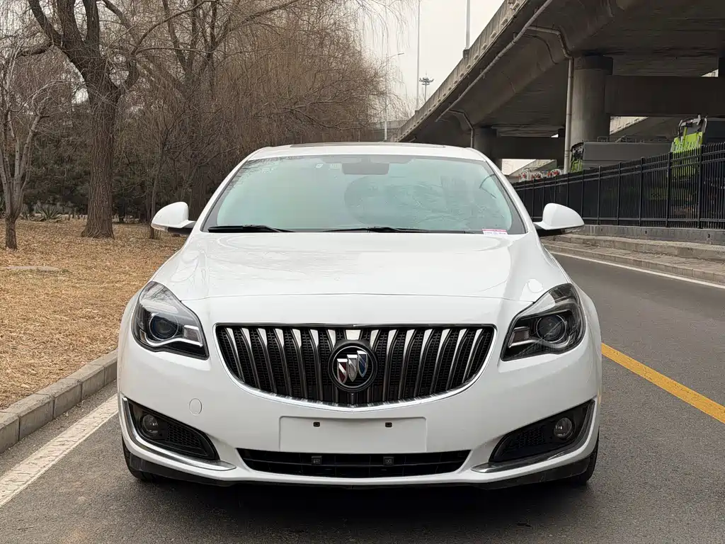 BUICK REGAL