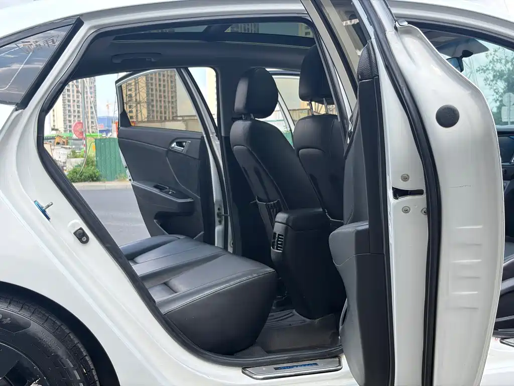 Hyundai Mistra — миниатюра 14