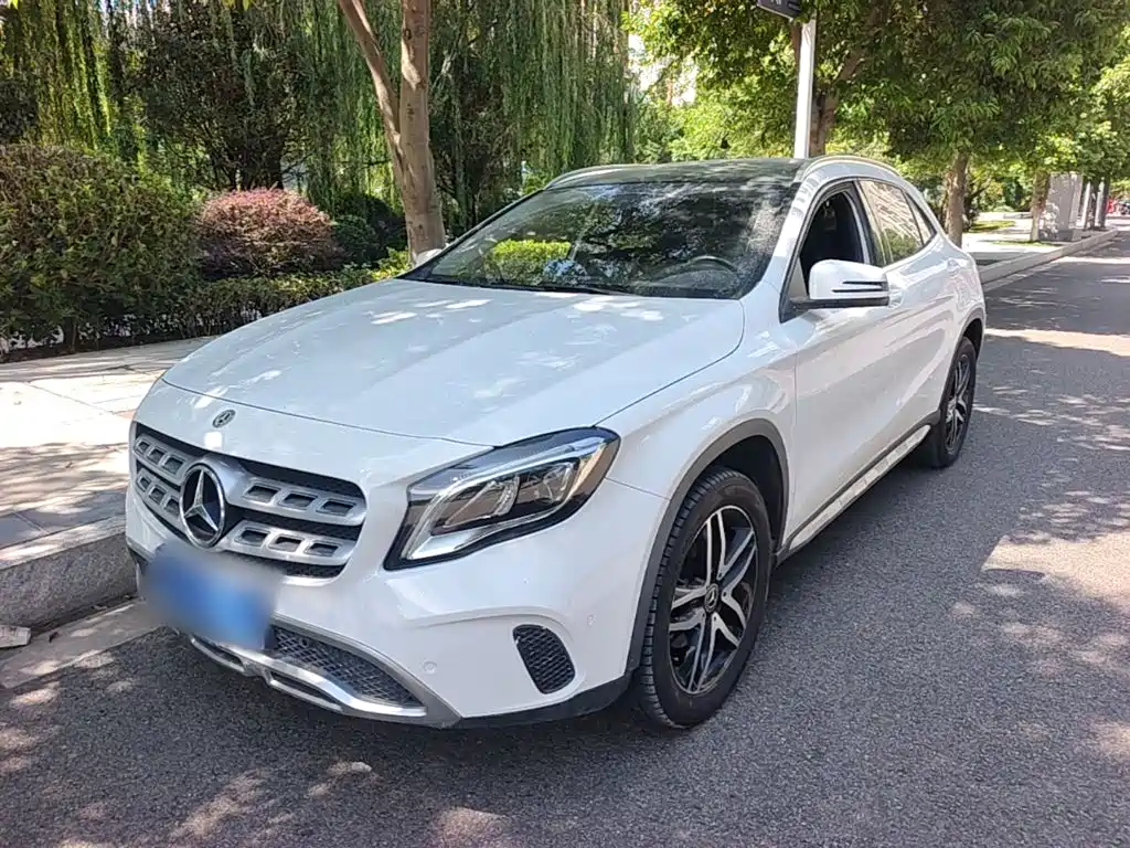 Mercedes-Benz GLA — миниатюра 2