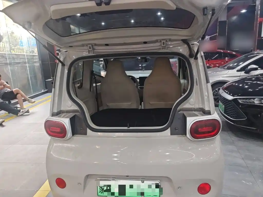 Wuling MINIEV — миниатюра 19