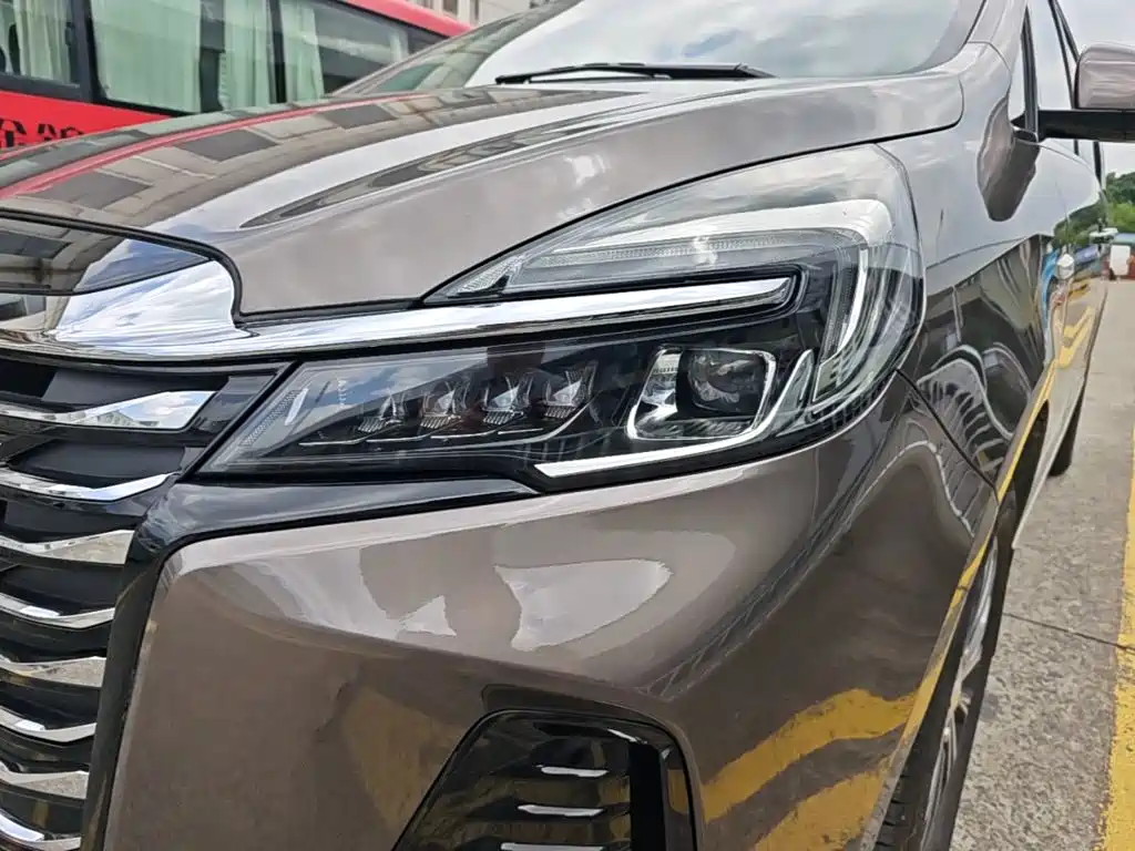 Buick GL8 — миниатюра 24