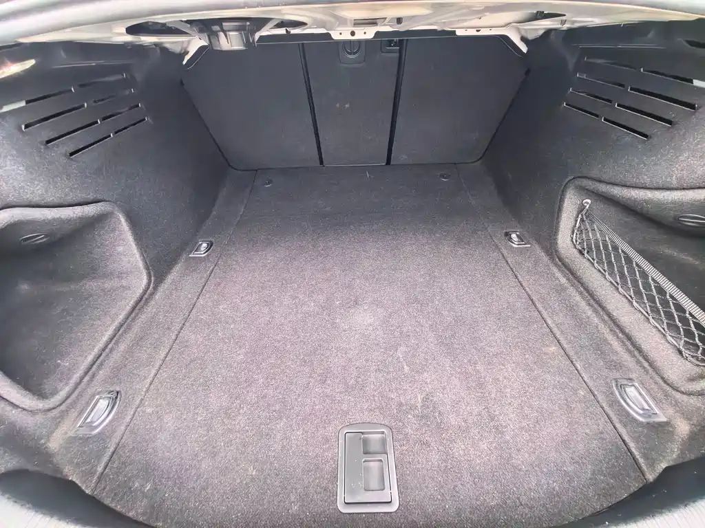 Audi A4L — миниатюра 16