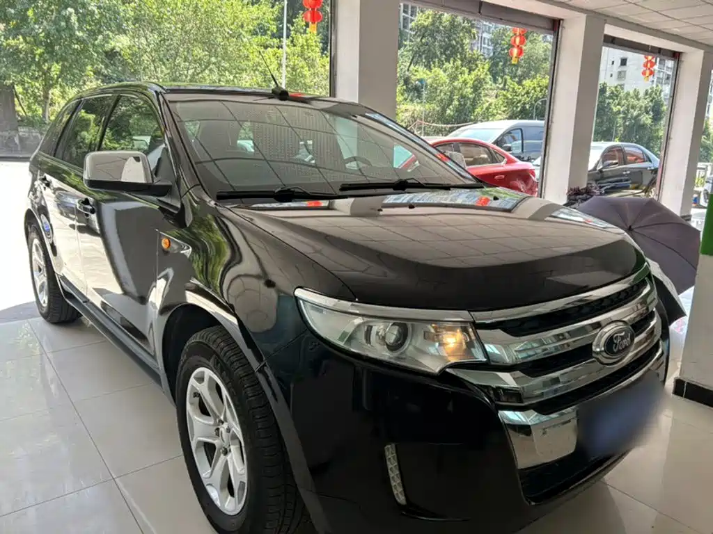 Ford Edge (Import) — миниатюра 8
