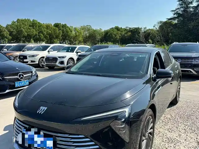 BUICK LACROSSE 2025