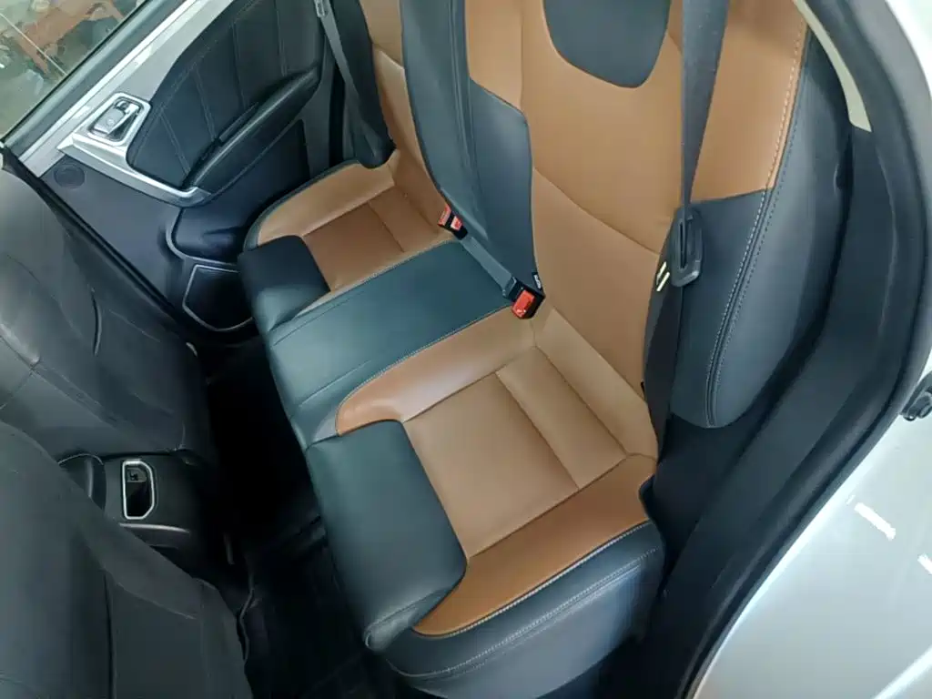 Geely Vision X6 — миниатюра 17