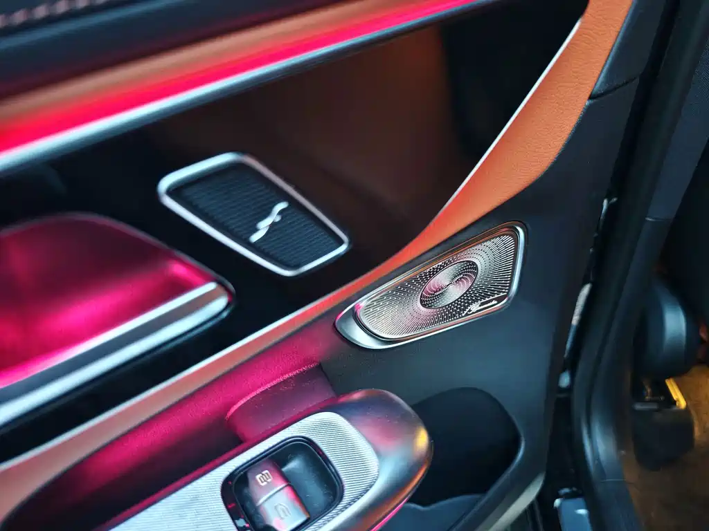 Mercedes-Benz GLC — миниатюра 12