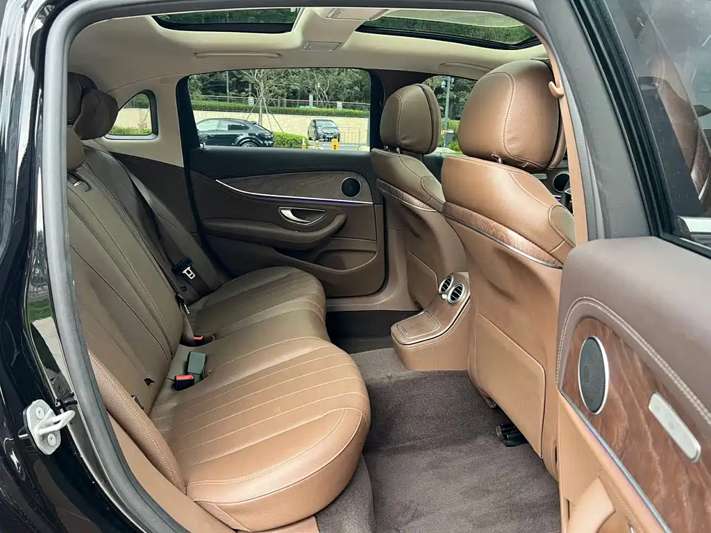 Mercedes-Benz E-Class E 2021 E 300 L Fashion