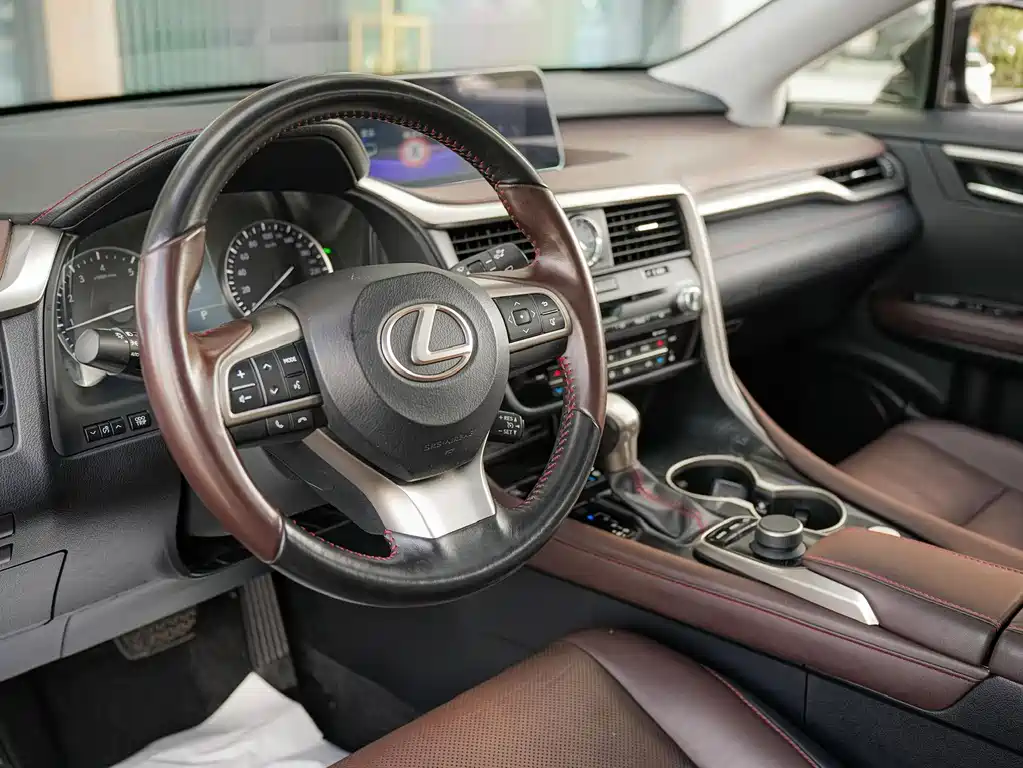 Lexus RX — миниатюра 9