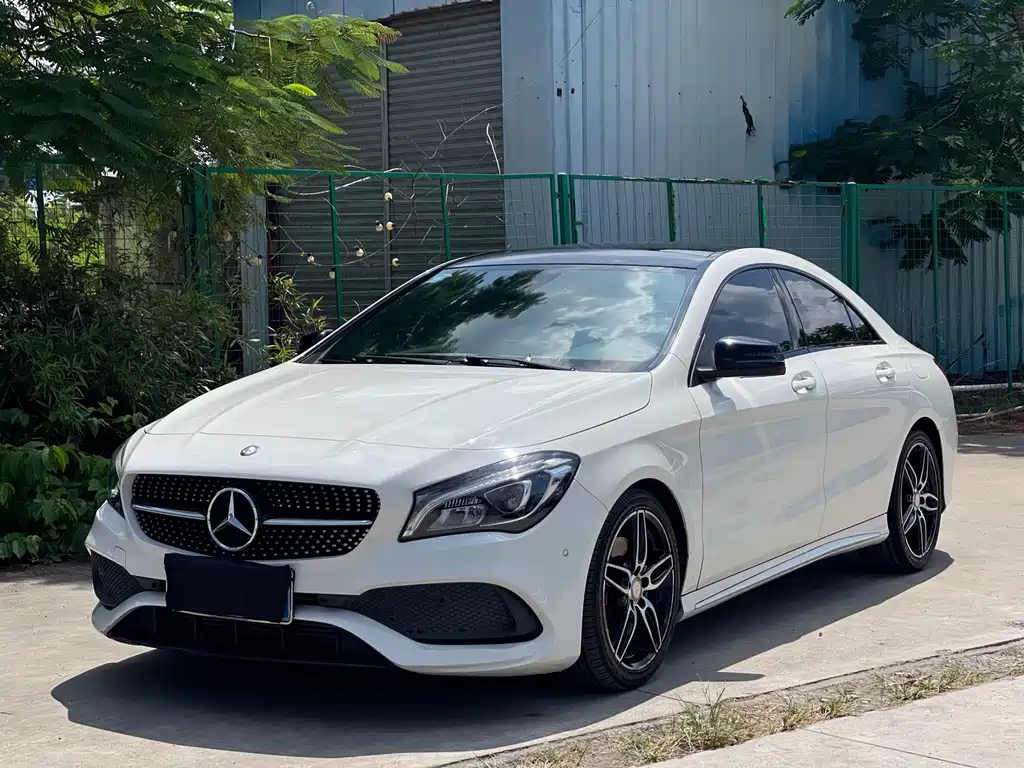 Mercedes-Benz CLA (Import)