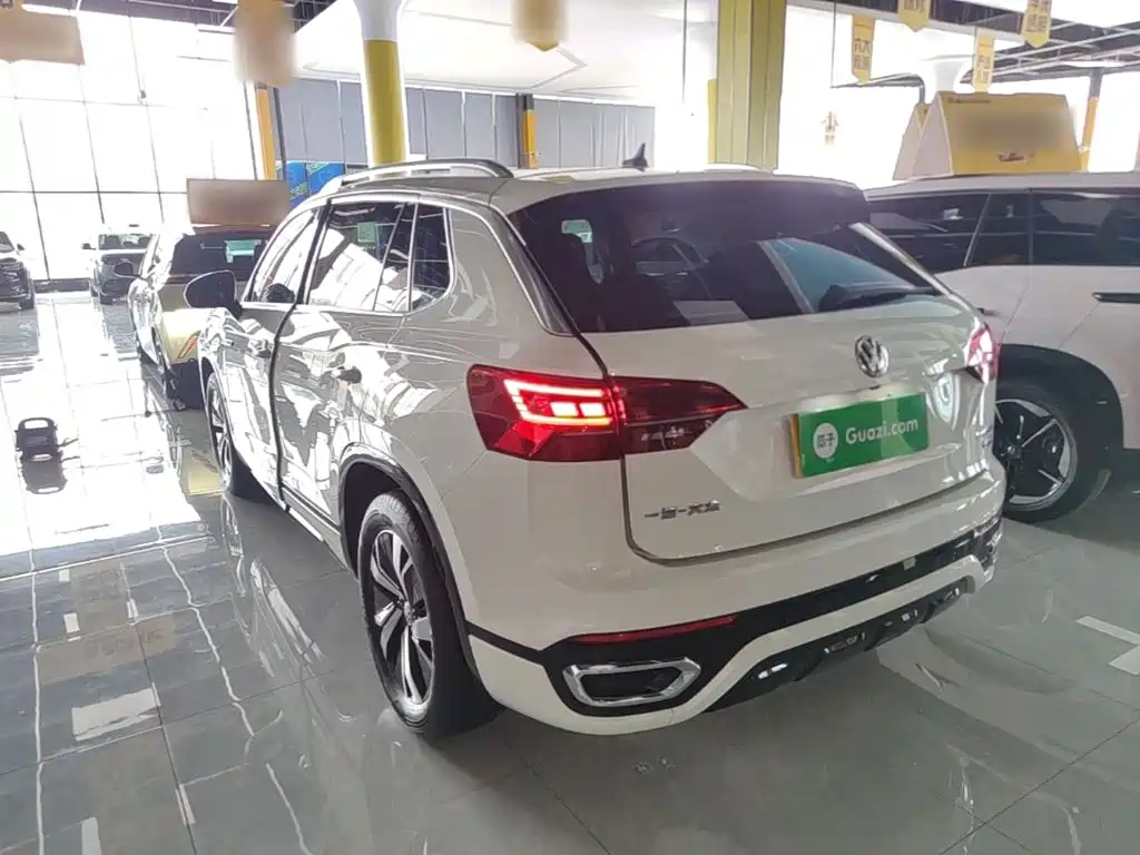 Volkswagen 探岳 GTE — миниатюра 5