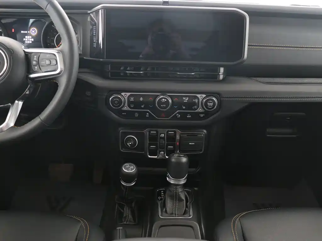 Jeep Wrangler — миниатюра 7