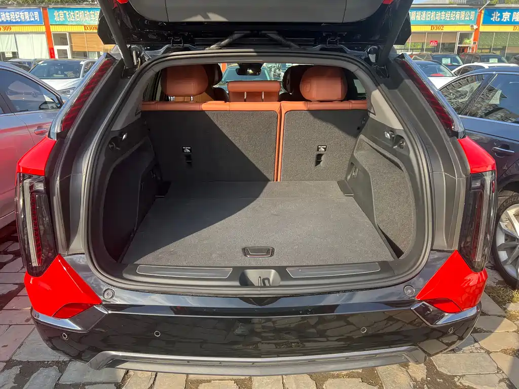 Cadillac IQ — миниатюра 19