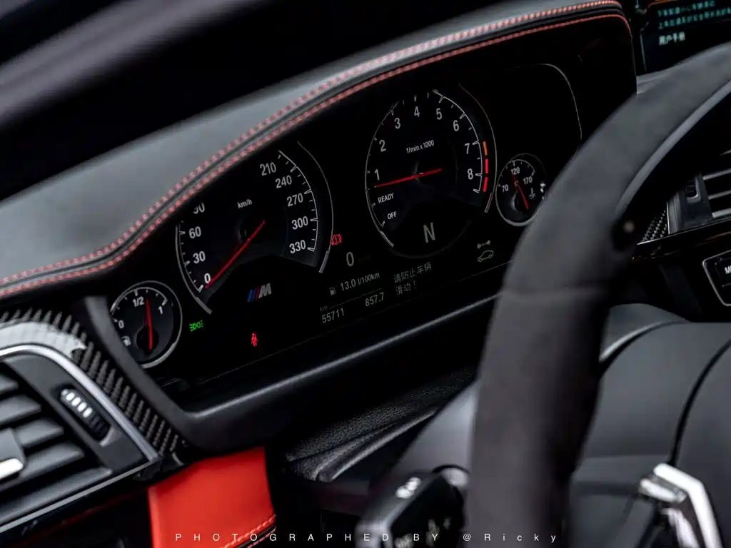 BMW M4 — миниатюра 4