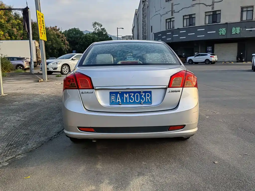Buick Excelle — миниатюра 4