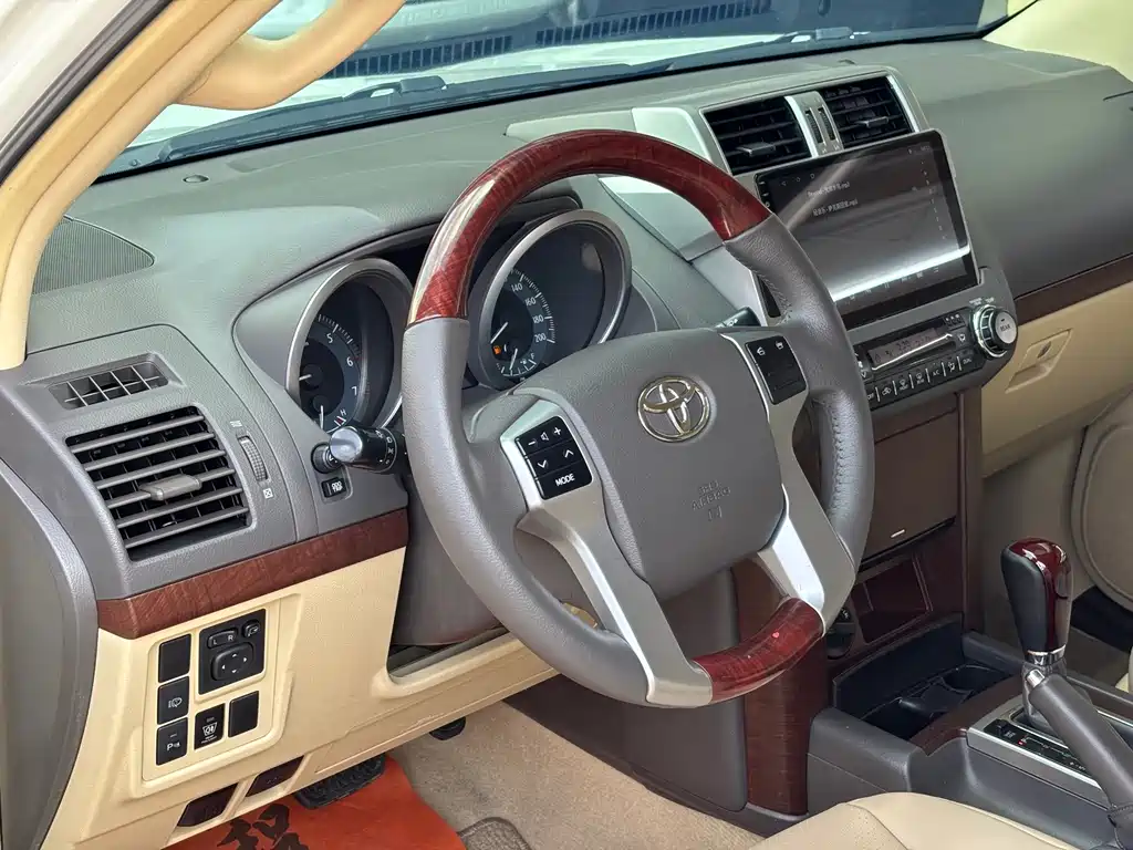 Toyota Prado (Import) — миниатюра 7