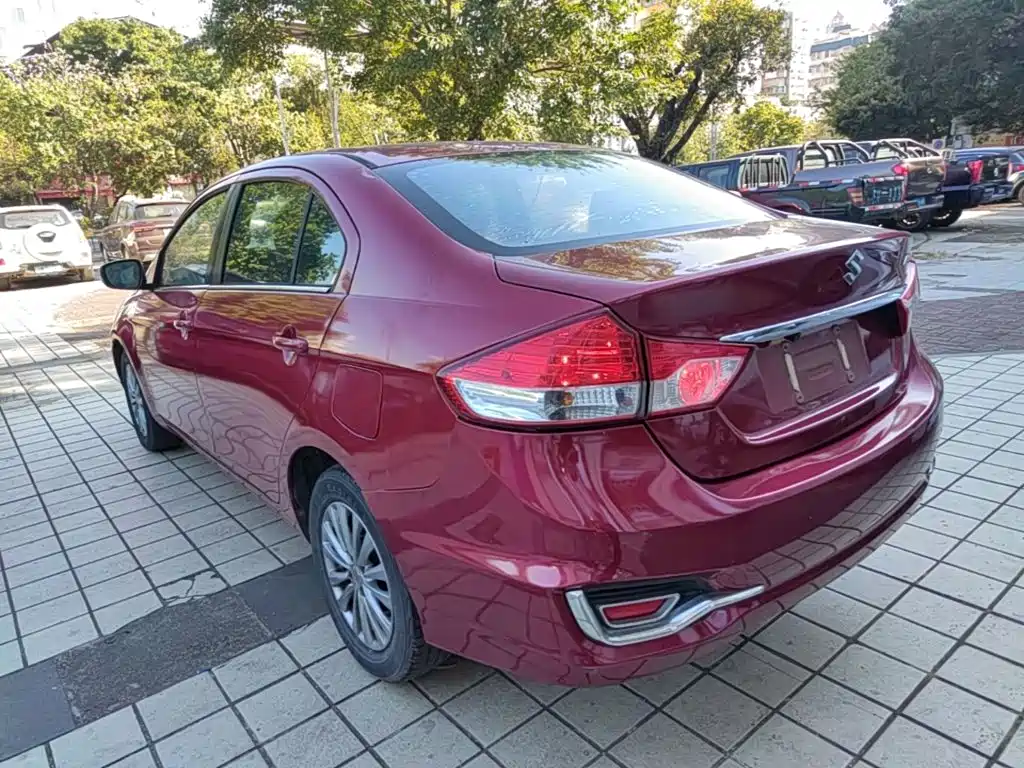 Suzuki Alivio — миниатюра 5