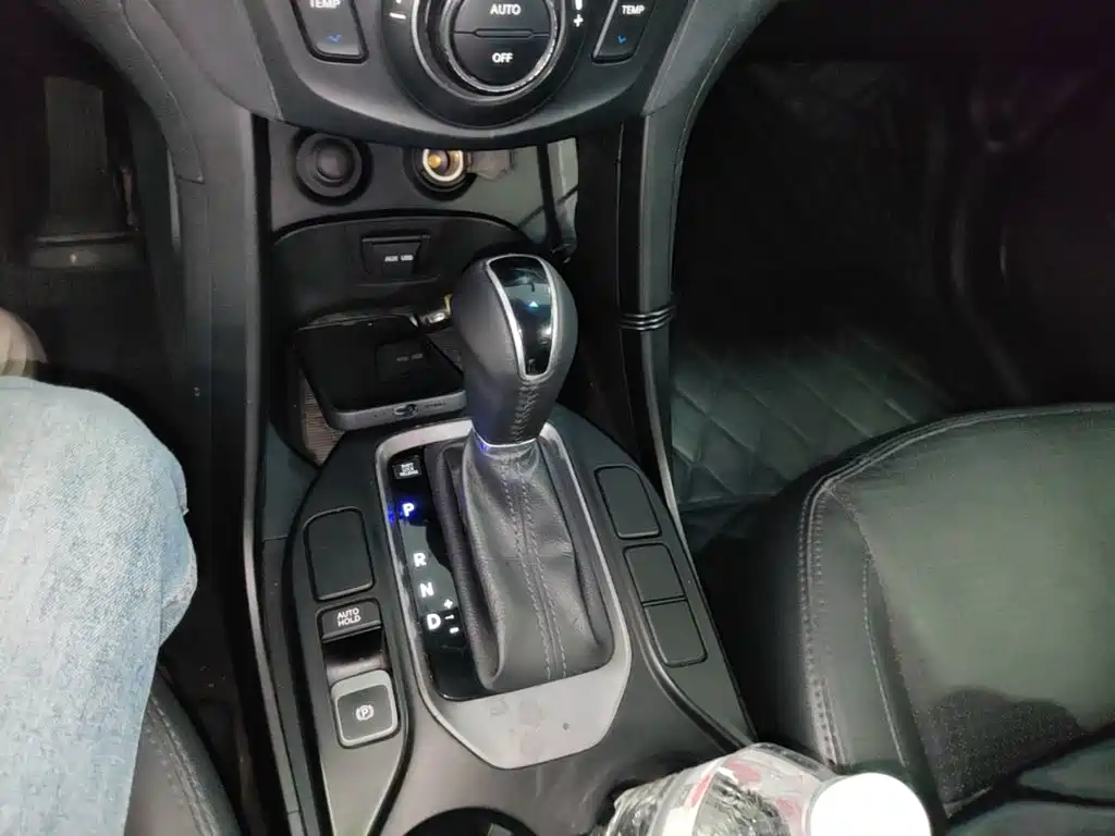 Hyundai Santa Fe — миниатюра 14