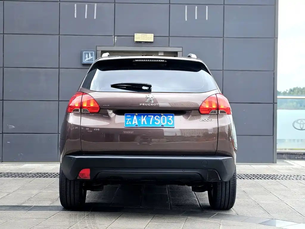 Peugeot 2008 — миниатюра 11