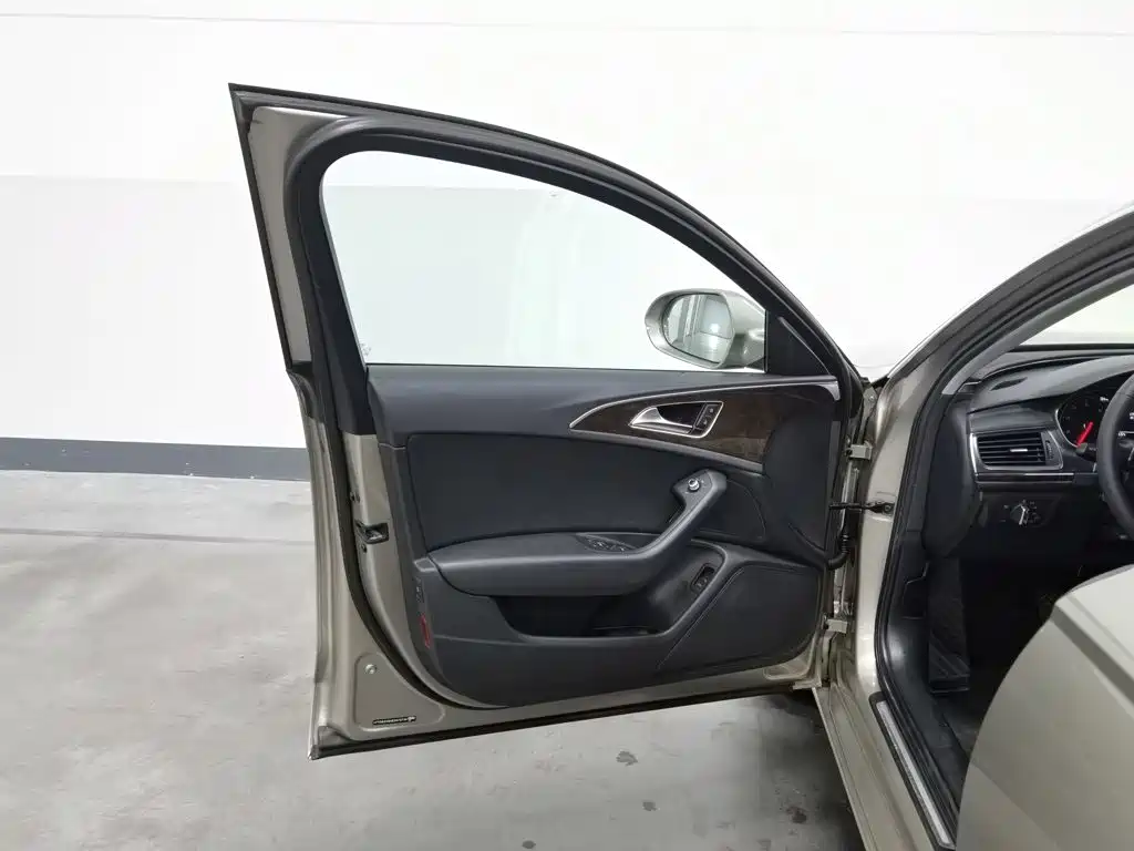 Audi A6L — миниатюра 8