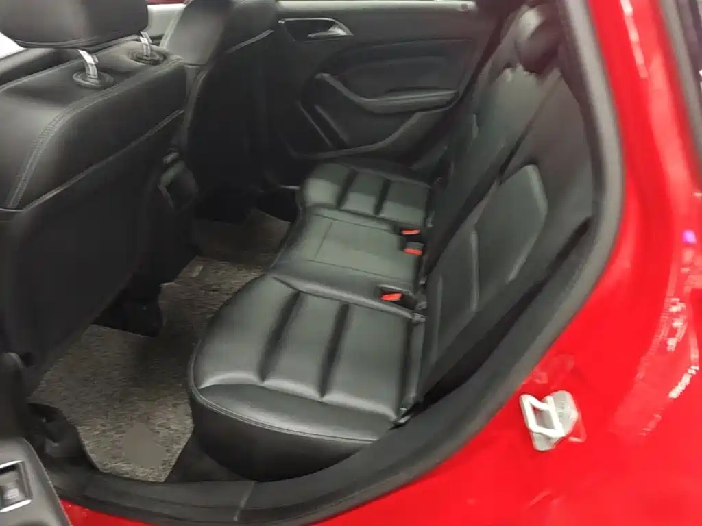 Mercedes-Benz B-Class — миниатюра 17