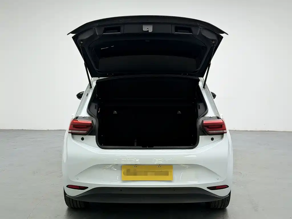 Volkswagen ID.3 — миниатюра 6