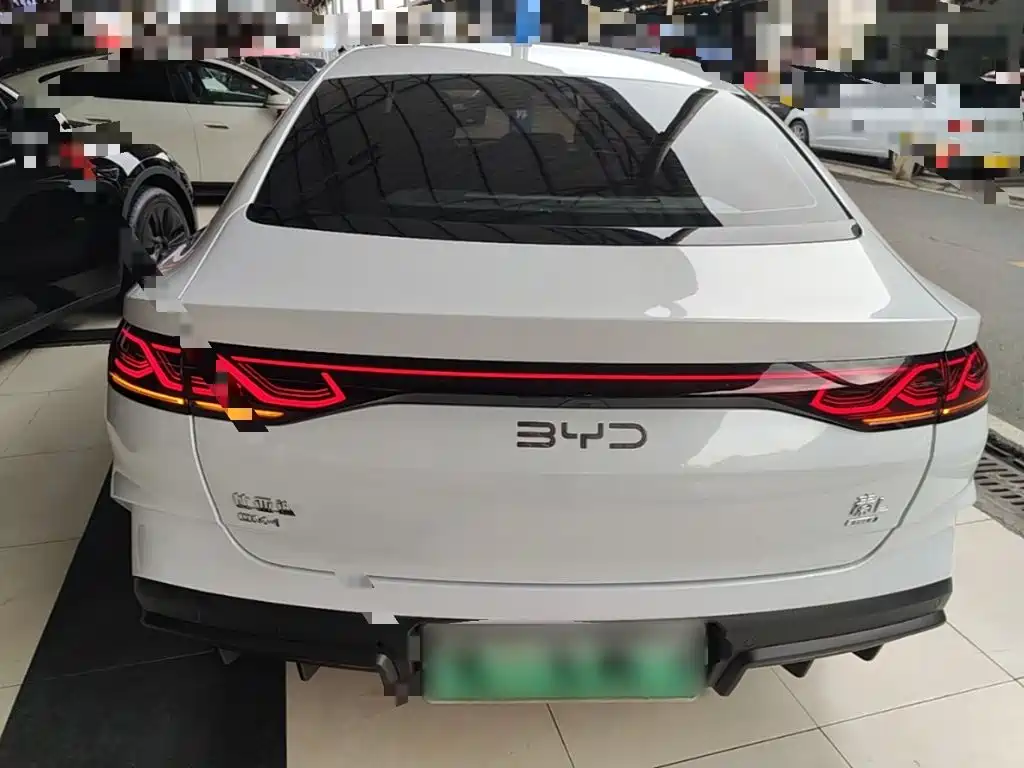 BYD Qin L — миниатюра 6
