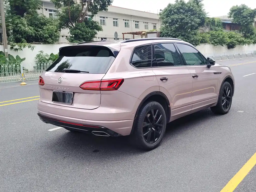 Volkswagen Touareg — миниатюра 5