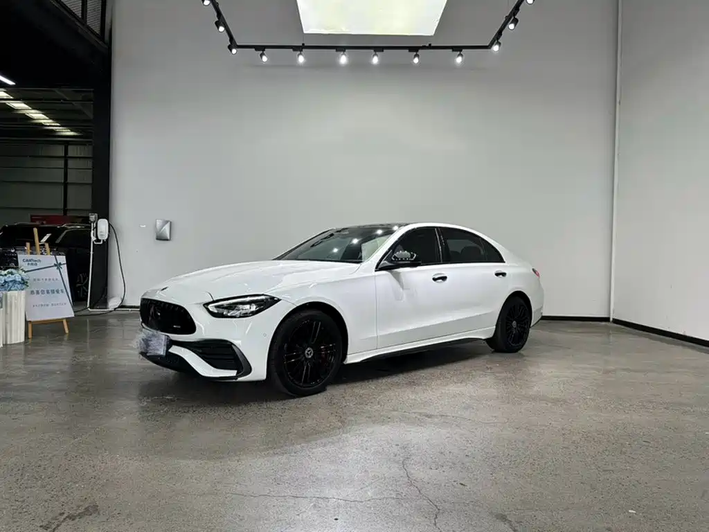 Mercedes-Benz C-Class — миниатюра 3