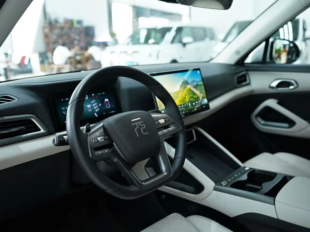 BYD Yuan UP — миниатюра 8